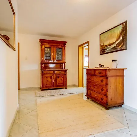 Daire Zirben Karin By Interhome İnnsbruck